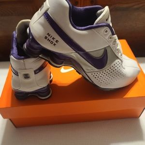 Nike Shox Deliver Running Shoes